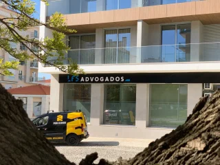 Instagram post from nos_somos_amarelo. This post is in position 2.