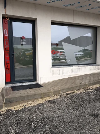 Instagram post from nos_somos_amarelo. This post is in position 5.