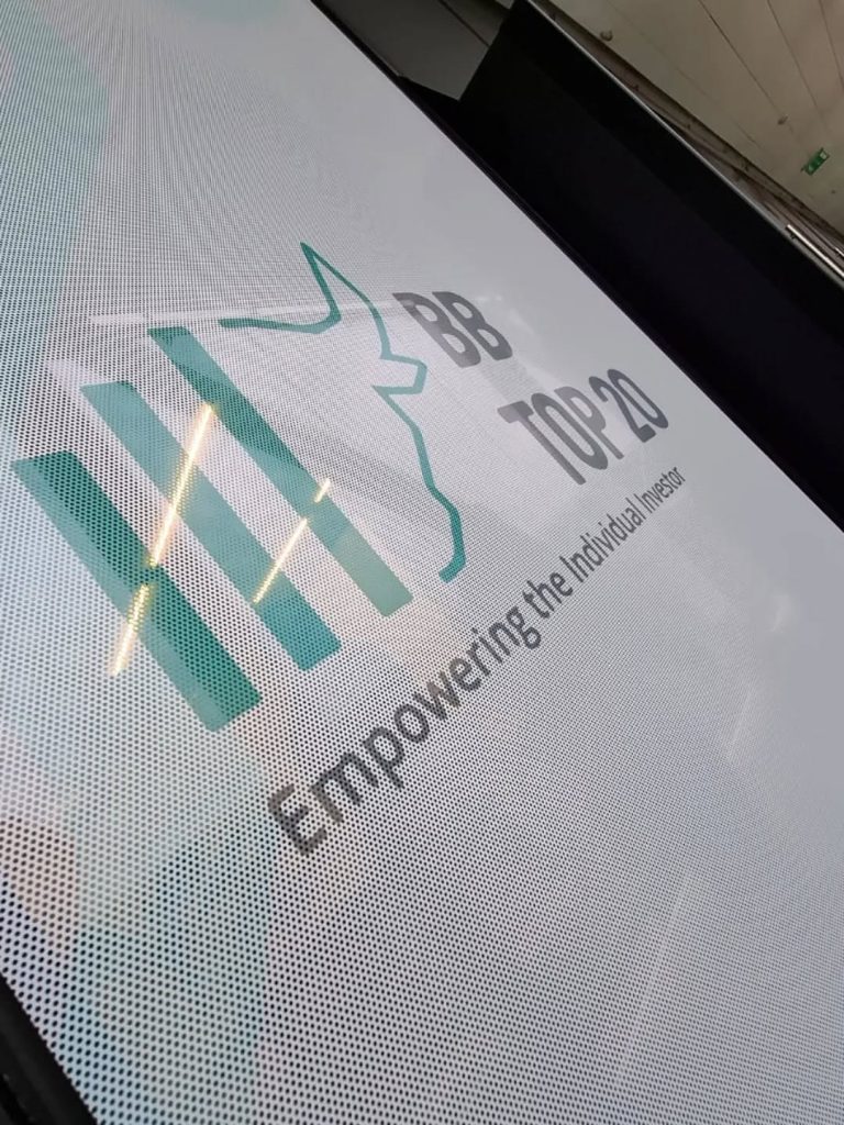 Instagram post from nos_somos_amarelo. This post is in position 3.