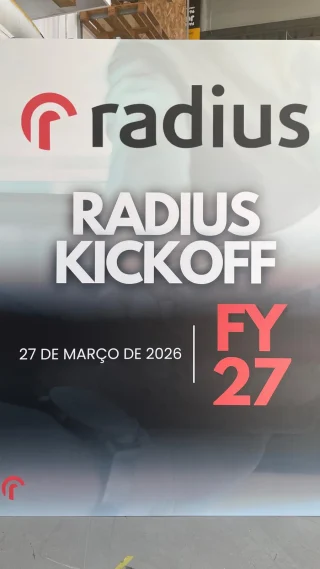 Instagram post from nos_somos_amarelo. This post is in position 1.